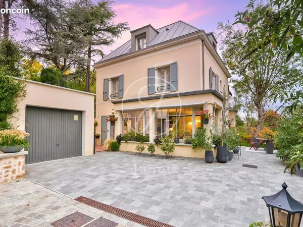 Maison 4 pièces 148 m² 