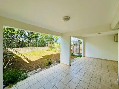 Appartement T3 Rez de jardin - LES ABYMES 