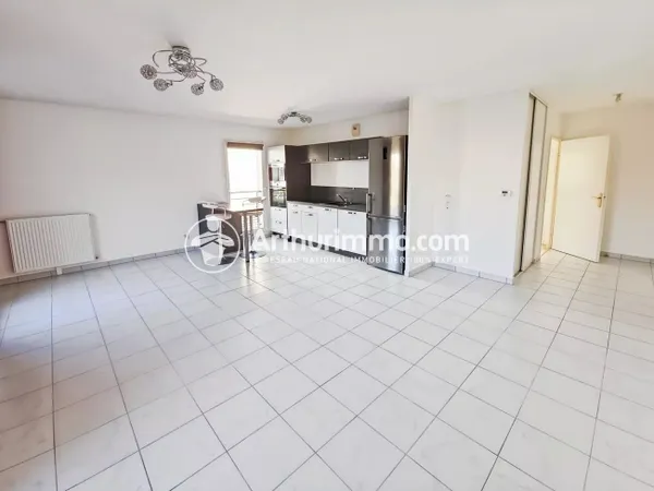 Appartement 3 pièces 63 m² 