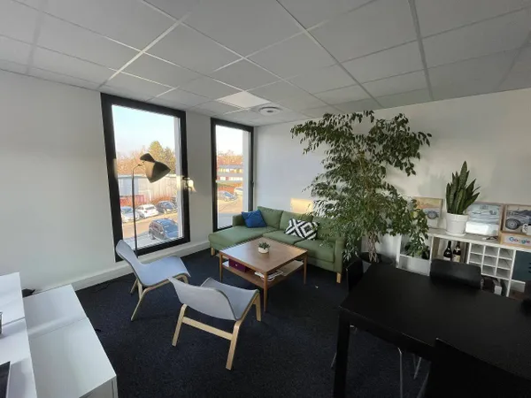 Bureaux 72 m² 