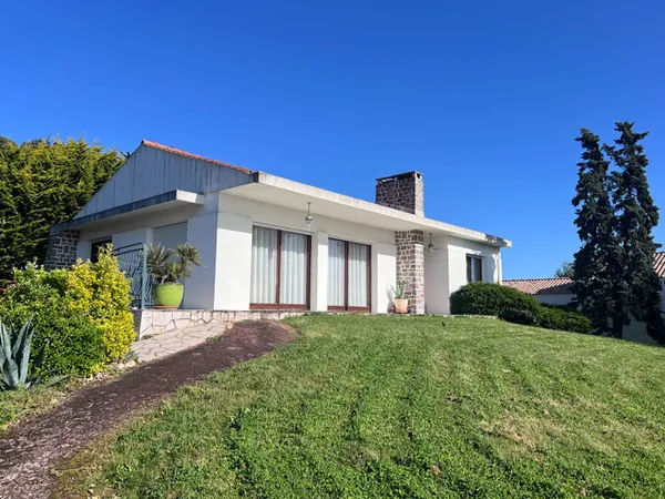Maison Les Sables D Olonne 6 pièce(s) 125 m2 