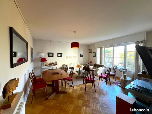 Bordeaux Caudéran Appartement T5 + garage 