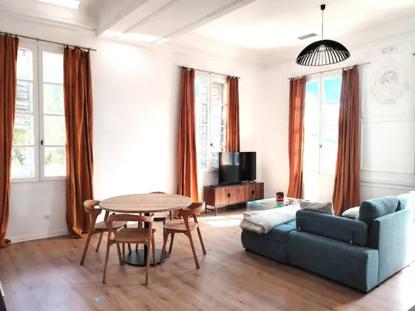 Appartement 2 pièces 75 m² 
