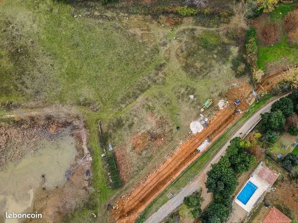 Terrain 3593 m² 