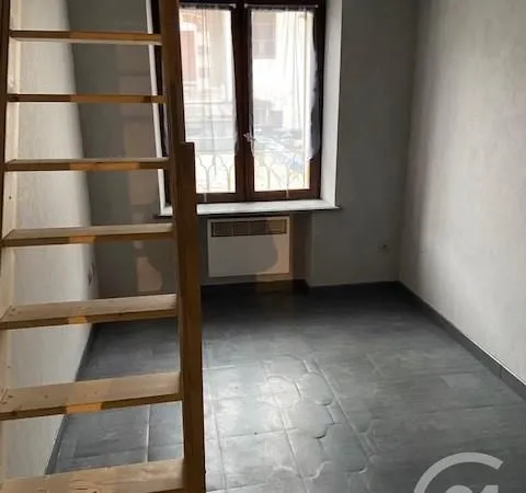 Appartement 1 pièce 13 m² 