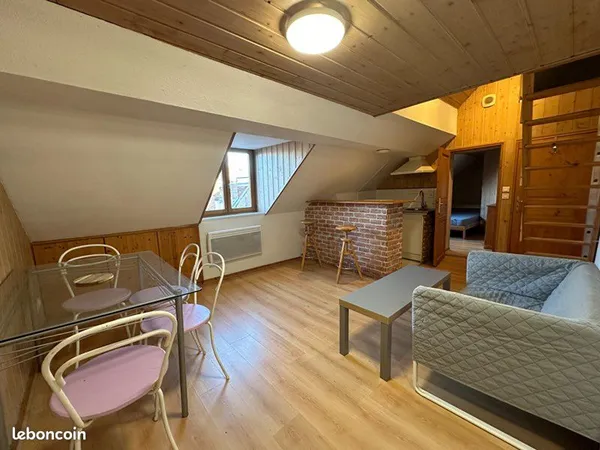 Location Appartement T3 au centre-ville de Besançon 30.29 m2 , Besancon 