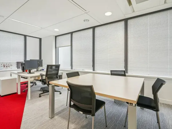 A LOUER : Surfaces de bureaux / proximité MIN de Rungis 