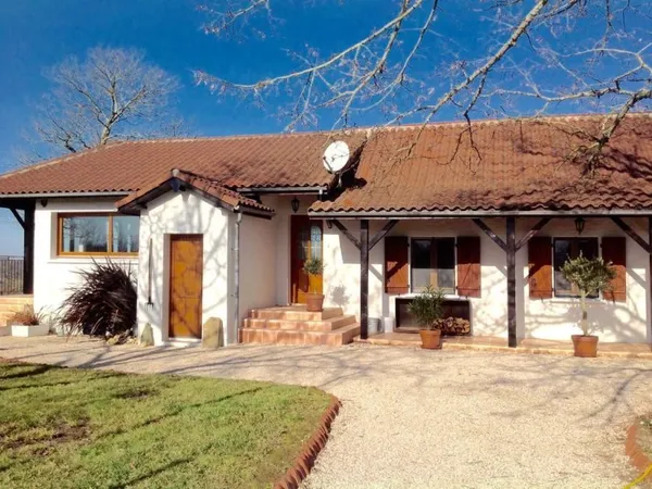 Magnifique maison renovee et gite independant