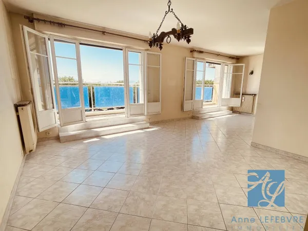 Appartement 3 pièces 82 m² 