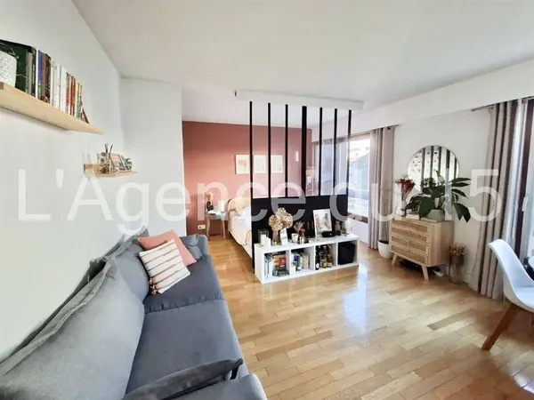 Vends studio - 36.5m² - 2 pièces - Paris 