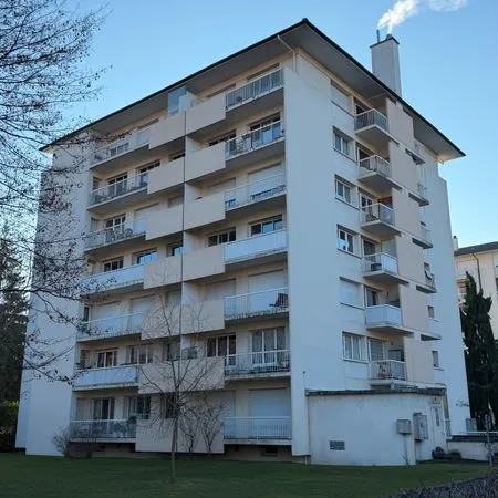 T2 quartier Albigny 56 m² 2éme étage - Parking de copropriété 