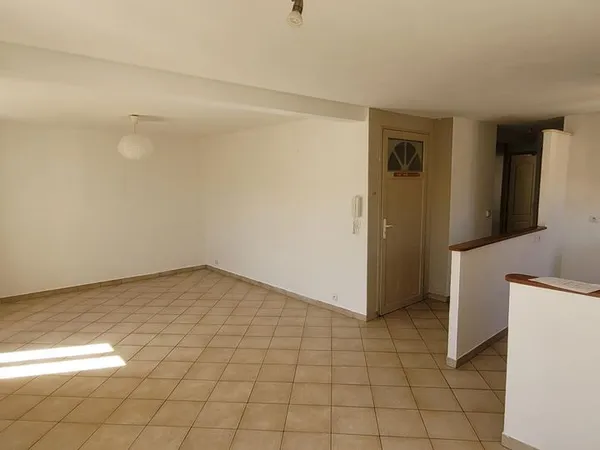 T3 73m² Hérépian (35km nord Béziers) 