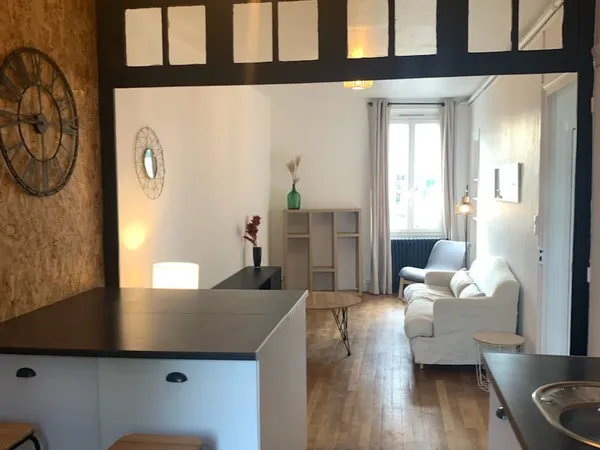 Loue maison 5 pièces à 5 minutes de Chartres 