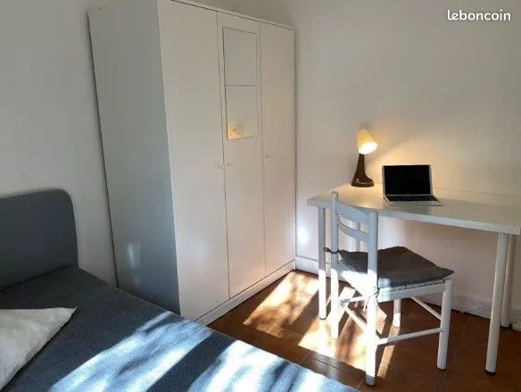 Chambre colocation Créteil Université maison avec jardin 