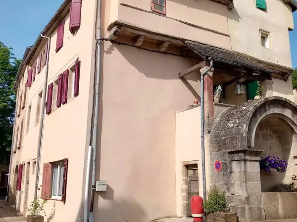 Maison 6 pièces 151 m² 