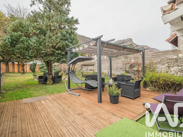 Maison 6 pièces 137 m² 