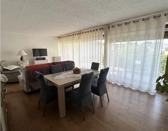 Appartement 4 pièces 113 m² 