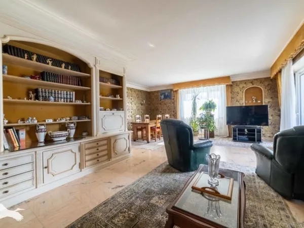 Maison de 7 pièces principales 