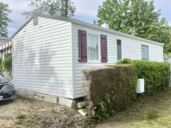mobile home état de neuf dans camping 3* à Pornic 