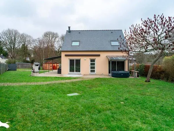 Maison de plain-pied 5 pièces 102 m² 