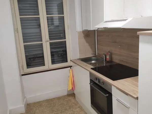 T1 APPART - VILLAGE CAMPAGNE - immeuble restaure - 1