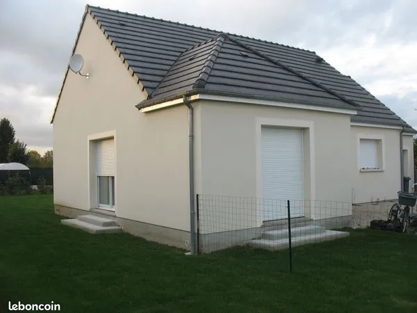 Maison T3 spacieuse plain-pied 83m² + garage 21m² 