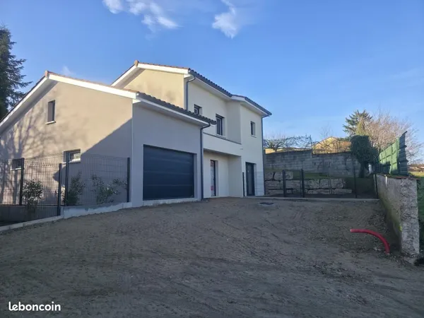 Maison 5 pièces 140 m² 
