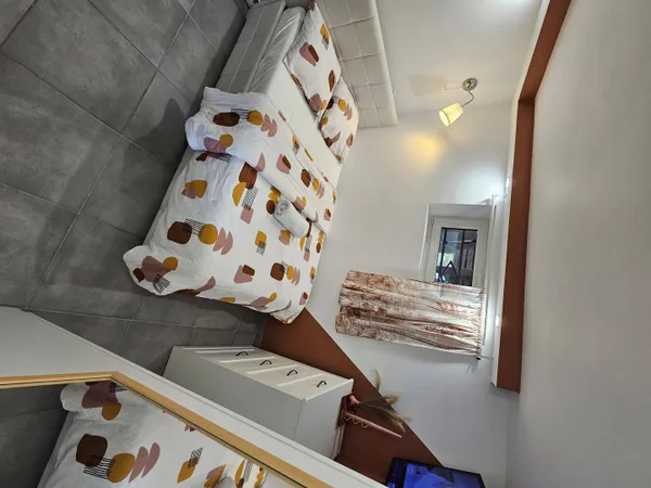 Studio 1 pièce 16 m² 