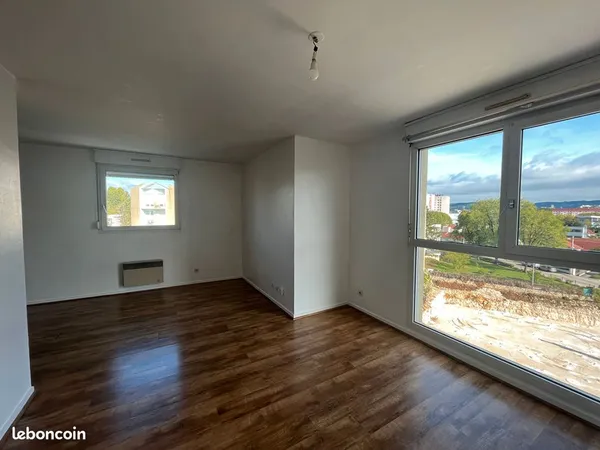 Appartement 1 pièce 39 m² 
