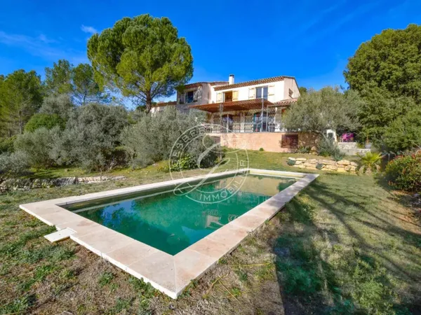Maison 9 pièces 156 m² 