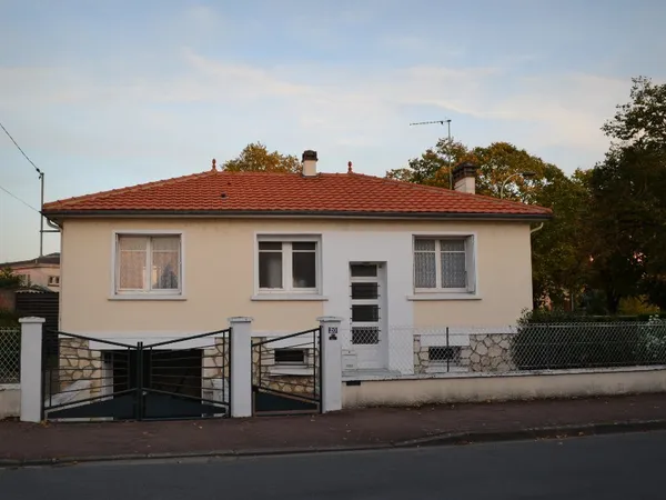 QUARTIER CALME - PLAIN PIED SURELEVE 