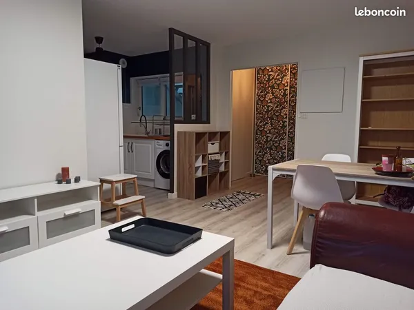Location Meublé T2 43,5m² avec Jardin et Parking 