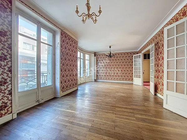 NANTES Cité des Congrès : En vente exclusive ! Pour les amoureux du centre-ville nantais, 