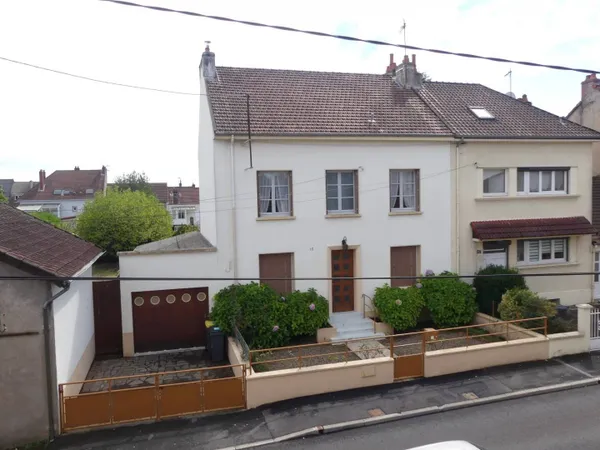 Maison 6 pièces 117 m² 