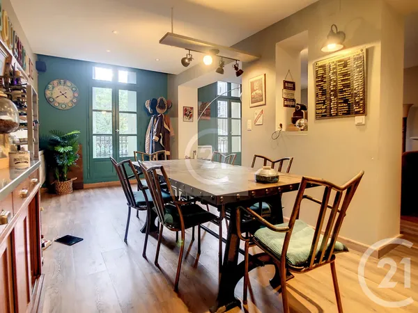 Maison 4 pièces 131 m² 