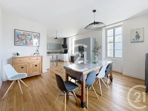 Maison 5 pièces 143 m² 