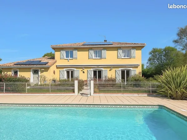 Villa 8 pièces 178 m² 
