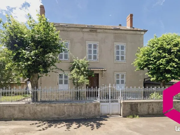 Maison 8 pièces 160 m² 