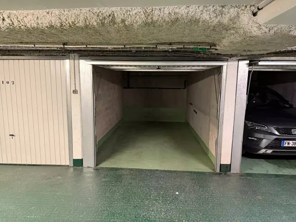 Box parking Châtillon 