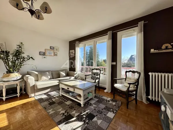Appartement 4 pièces 81 m² 