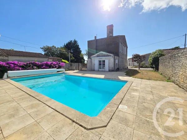 Maison 6 pièces 189 m² 