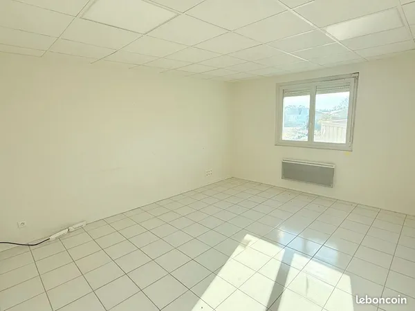 Bureaux 220 m² DOMBASLE SUR MEURTHE 