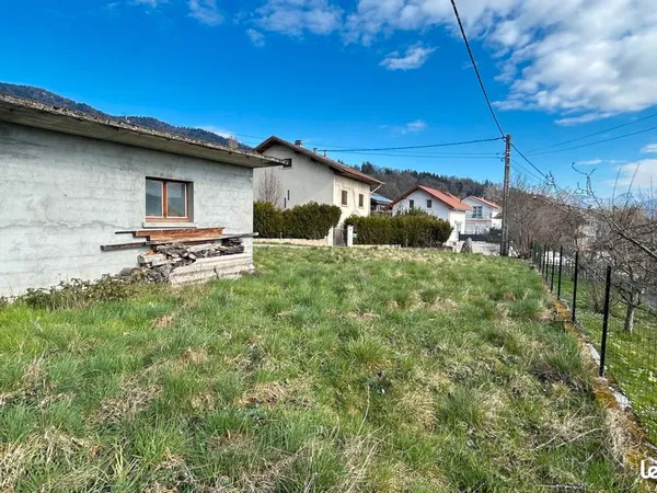 Terrain 504 m² LUCINGES 