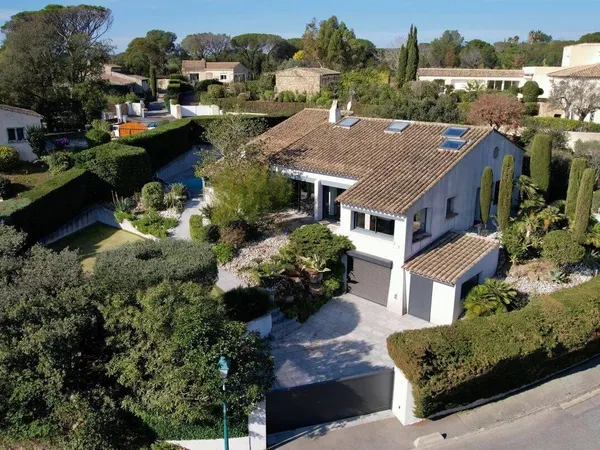 Villa 5 pièces 160 m² 