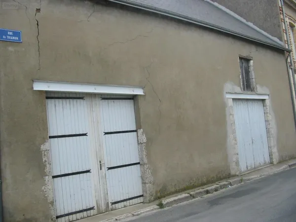 Garage/Parking 