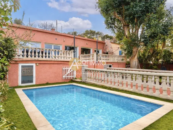 A BALAGUIER, EXCEPTIONNELLE MAISON T5 AVEC PISCINE ET GARAGE 