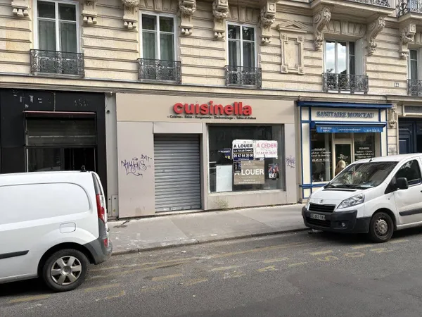 Boutique 2 pièces 110 m² 
