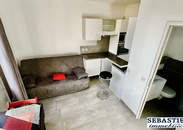 Appartement 1 pièce 16 m² 