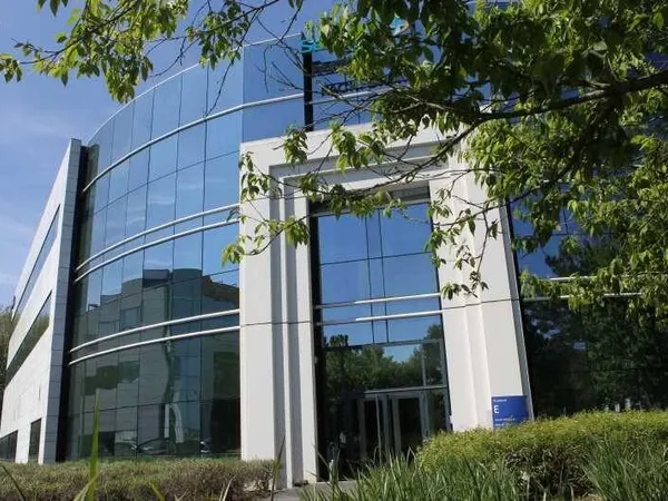 Bureaux 3508 m² 