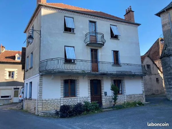 Maison de ville 150m et dépendance 35m2 